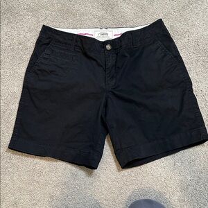 Tall size Old Navy Perfect 7” inseam black khaki shorts 8 Tall